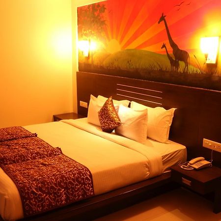 Hotel Reevanta Daman Ngoại thất bức ảnh