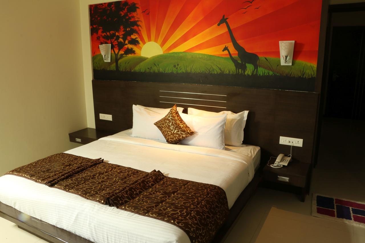 Hotel Reevanta Daman Ngoại thất bức ảnh
