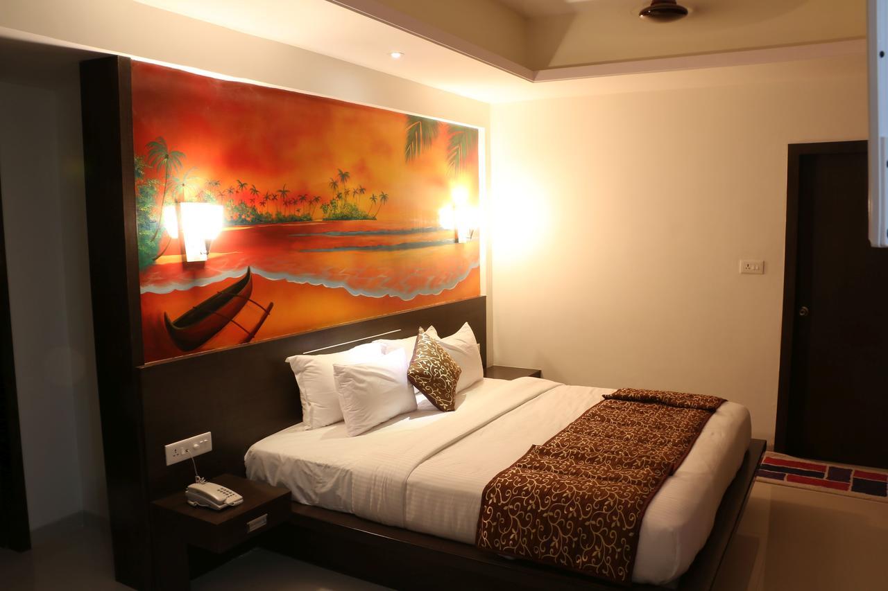 Hotel Reevanta Daman Ngoại thất bức ảnh